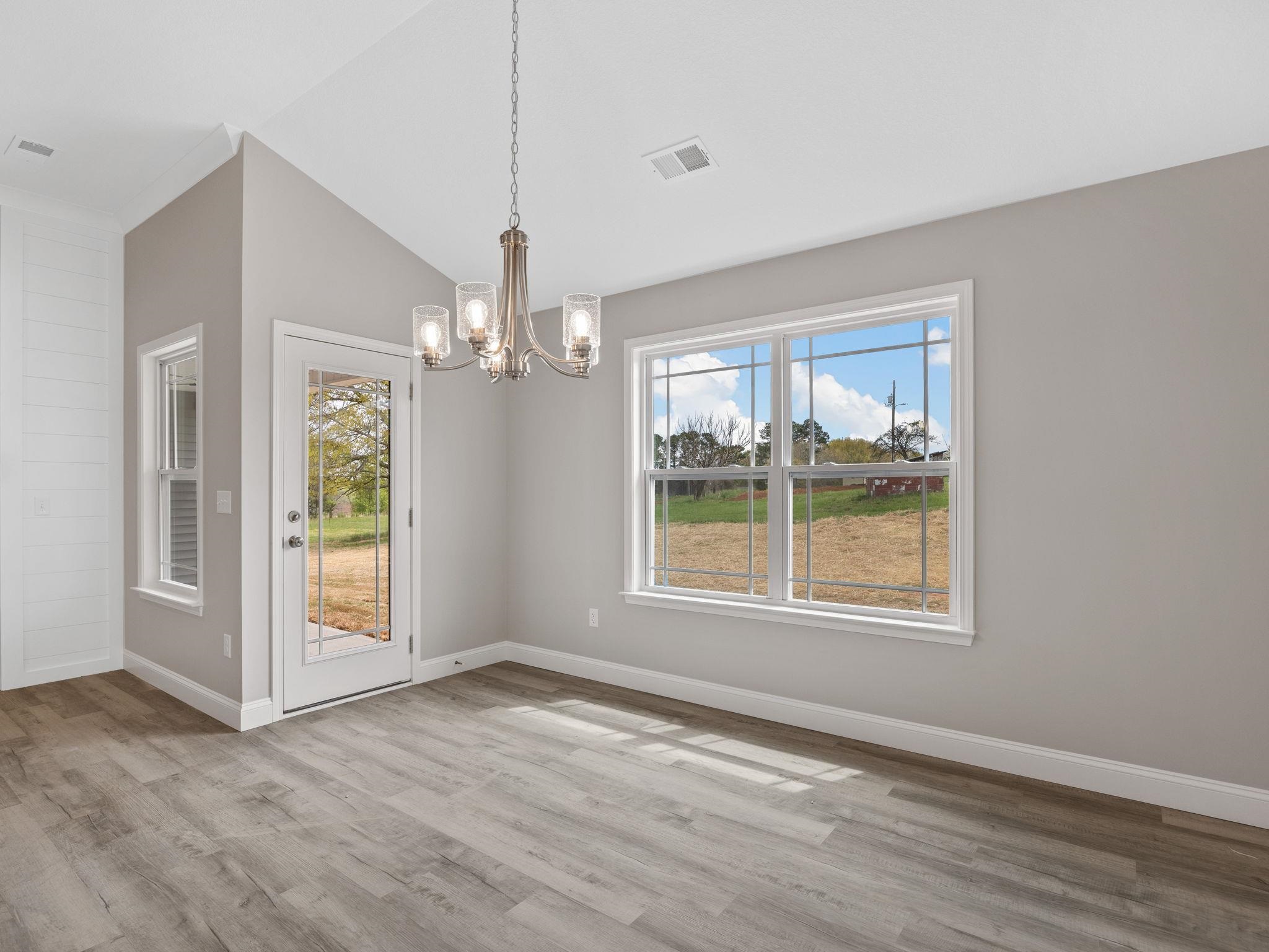650 Hammett Road Wellford, SC 29385 - Photo 16 of 35