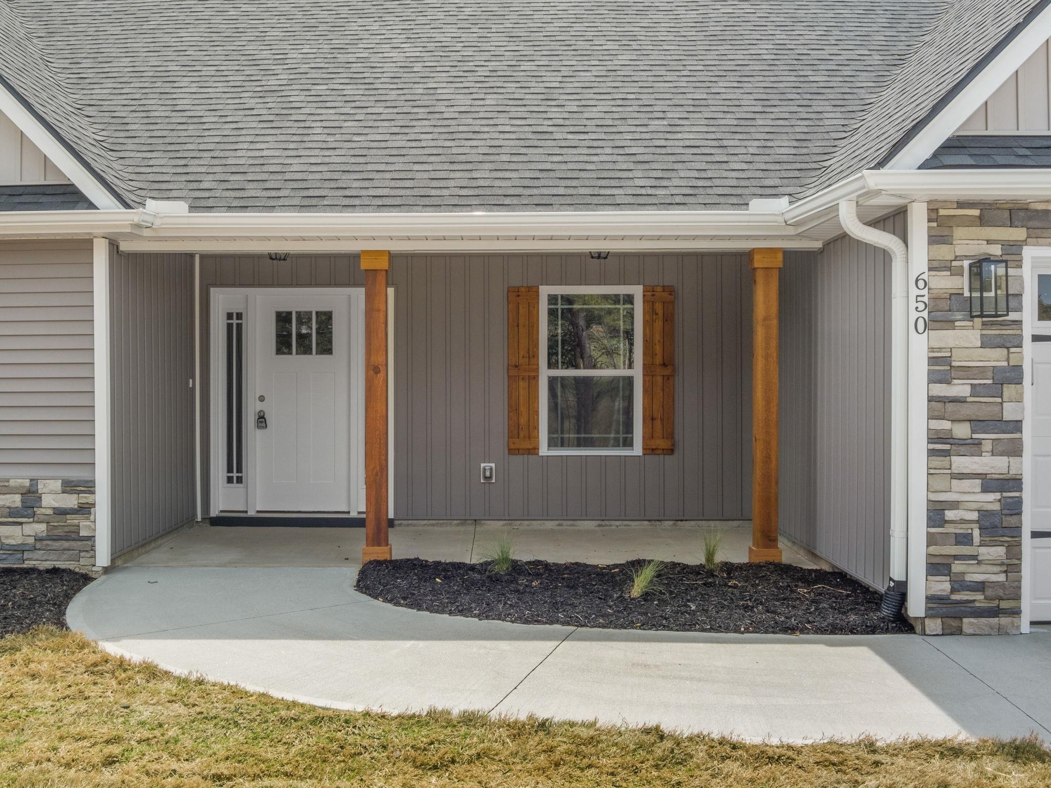 650 Hammett Road Wellford, SC 29385 - Photo 3 of 35