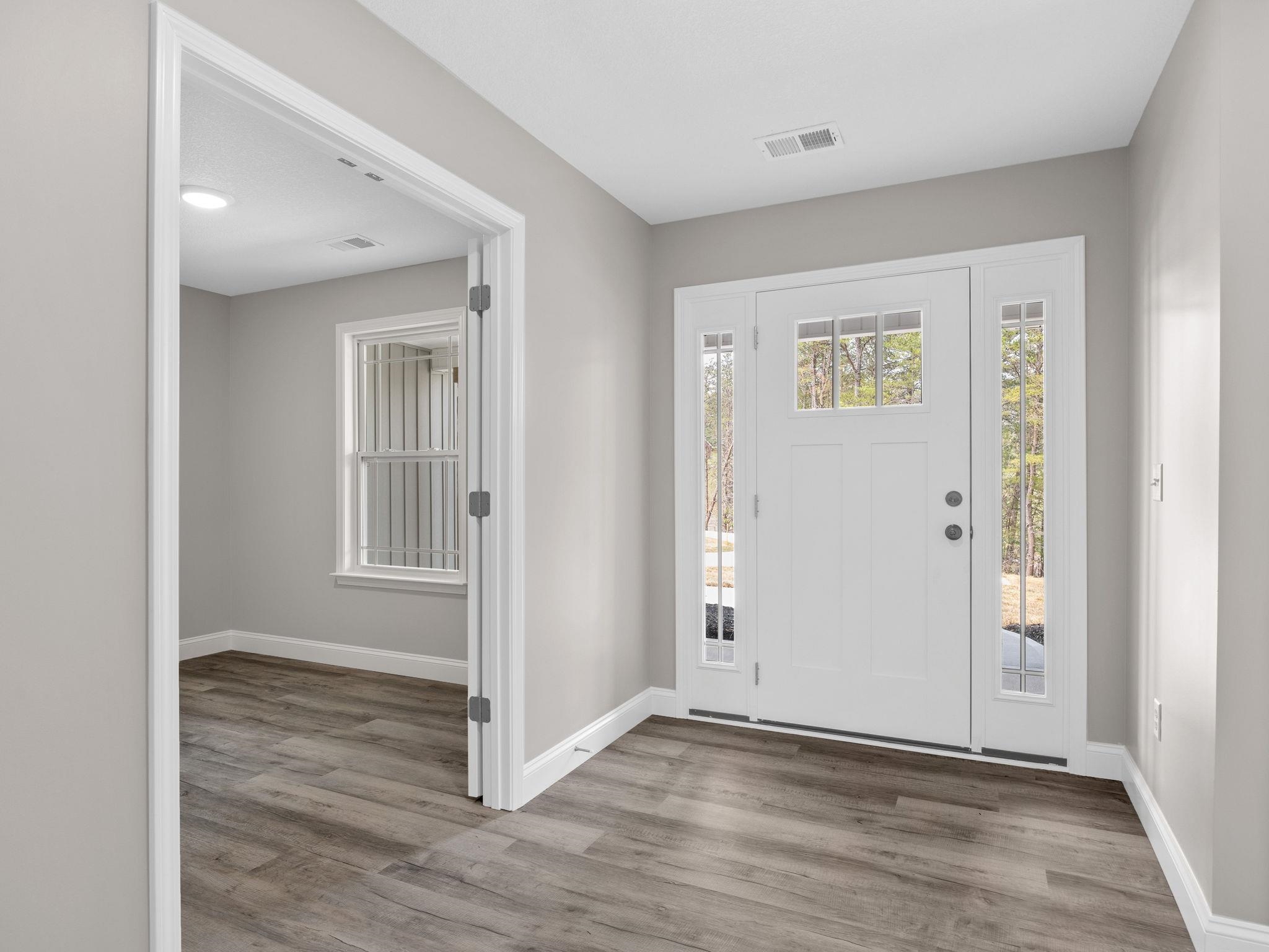 650 Hammett Road Wellford, SC 29385 - Photo 5 of 35