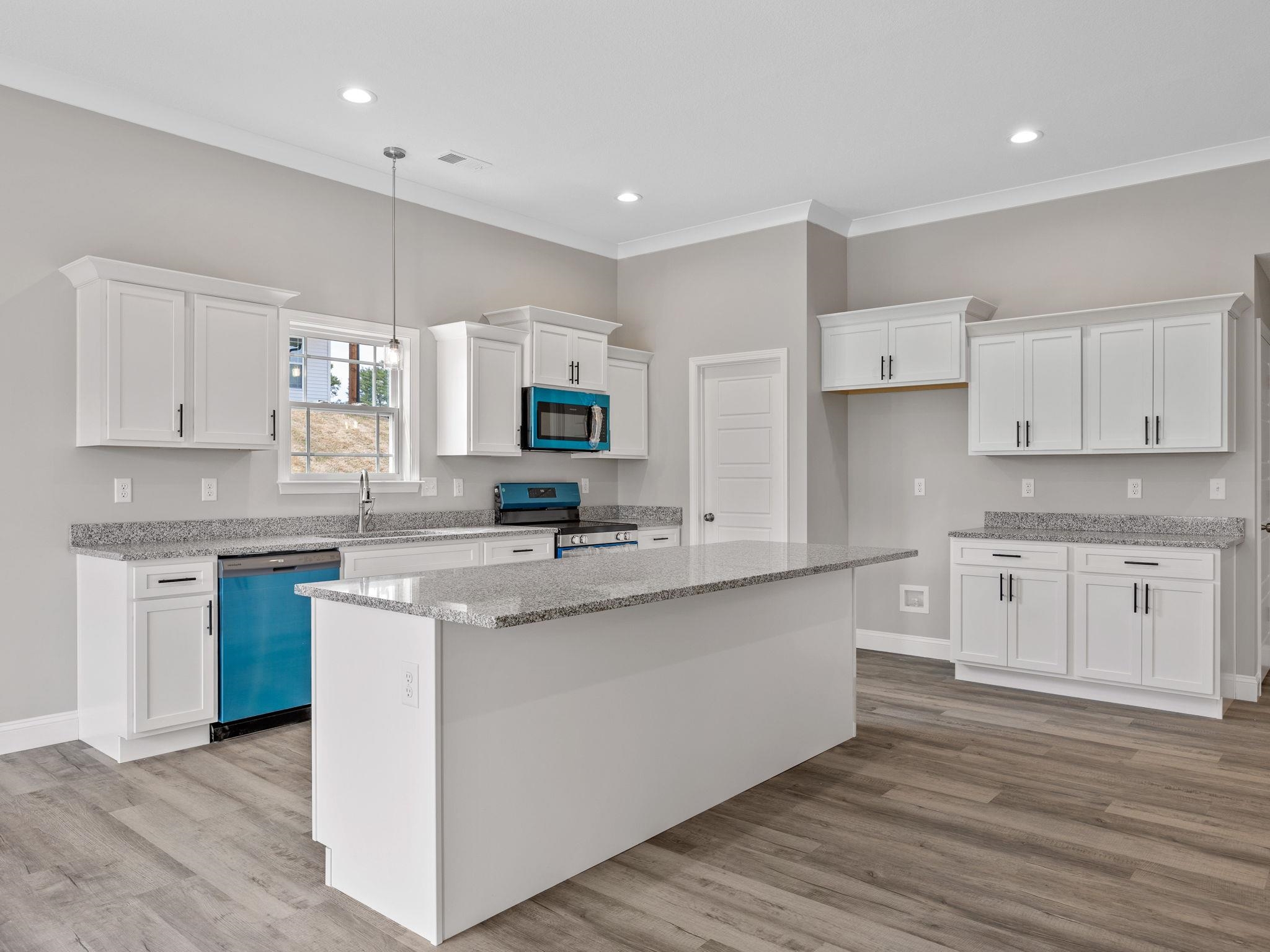 650 Hammett Road Wellford, SC 29385 - Photo 9 of 35