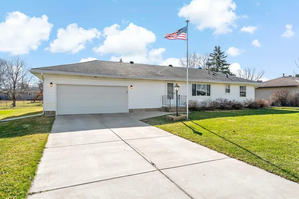$345,000 | 14580 Danville Avenue West, Rosemount, MN 55068