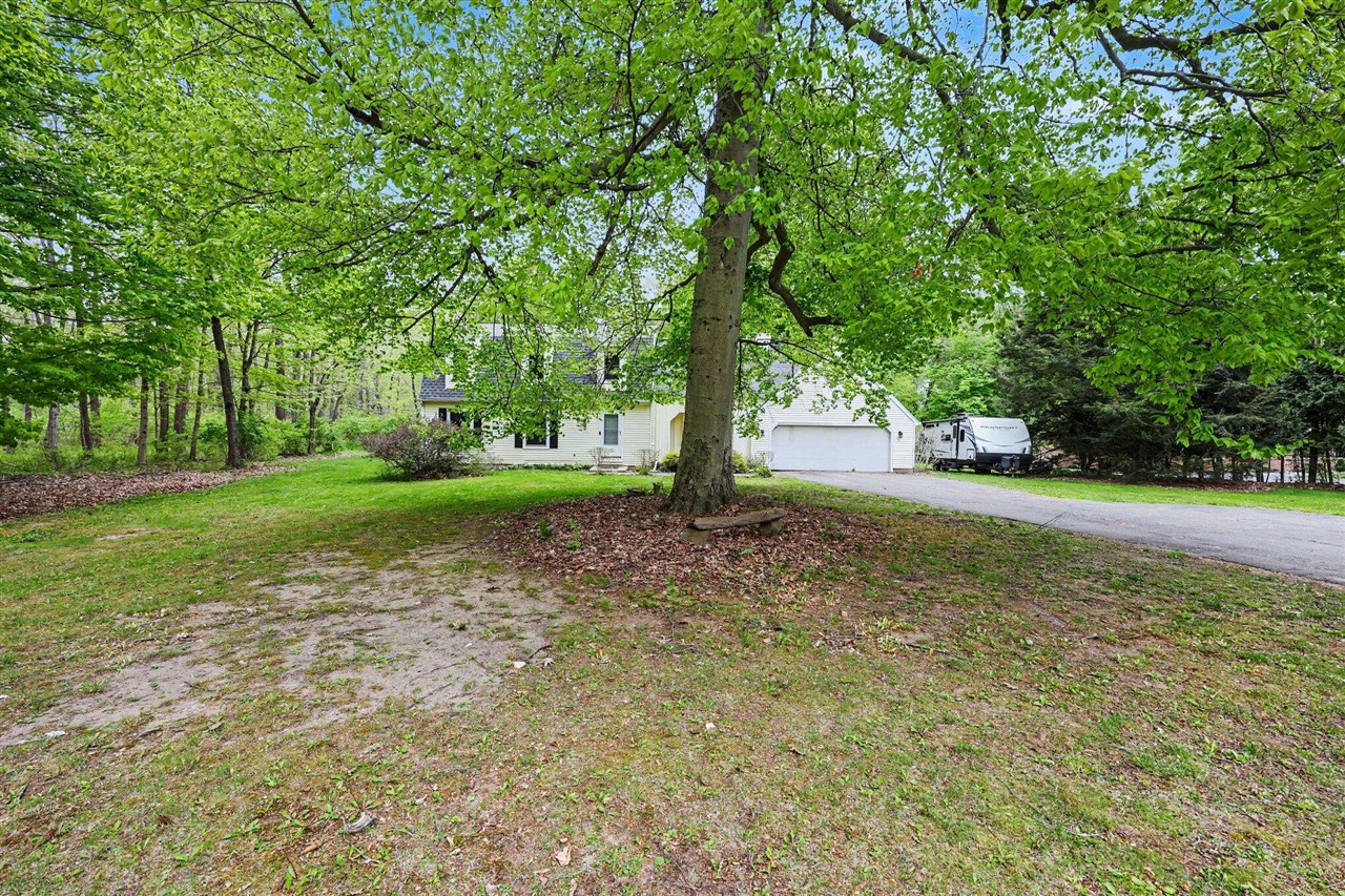 2813 Brookside Boulevard Jackson, MI 49203 - Photo 38 of 45