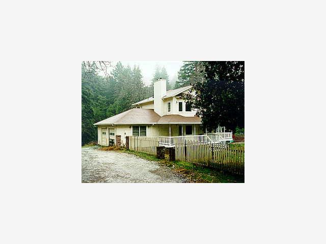 902 Roberts Road Ben Lomond, CA 95005 - Photo 1 of 1 Gallery Image 1