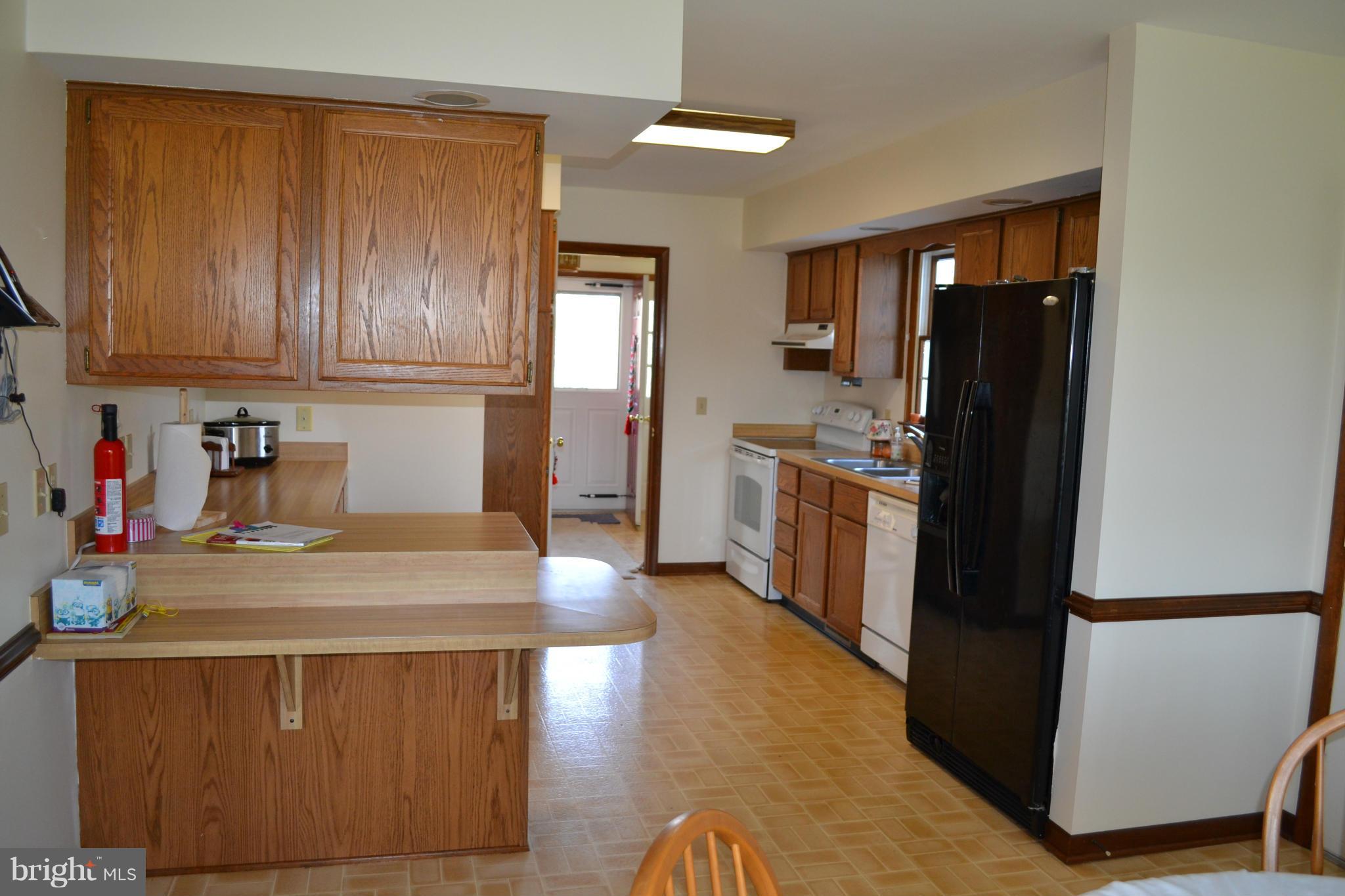 9743 Conde Road Marshall, VA 20115 - Photo 22 of 30 Kitchen