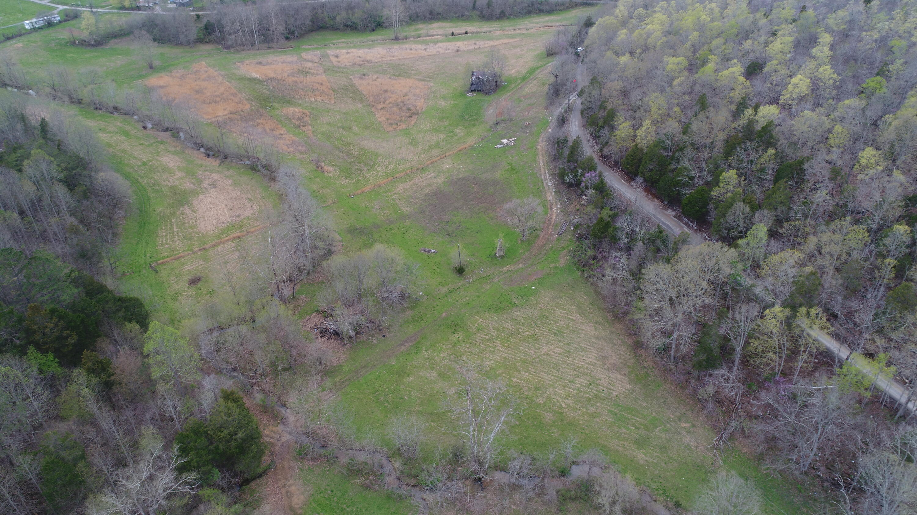 2499 Piney Grove Road Somerset, KY 42501 - Photo 17 of 34 DJI_0878