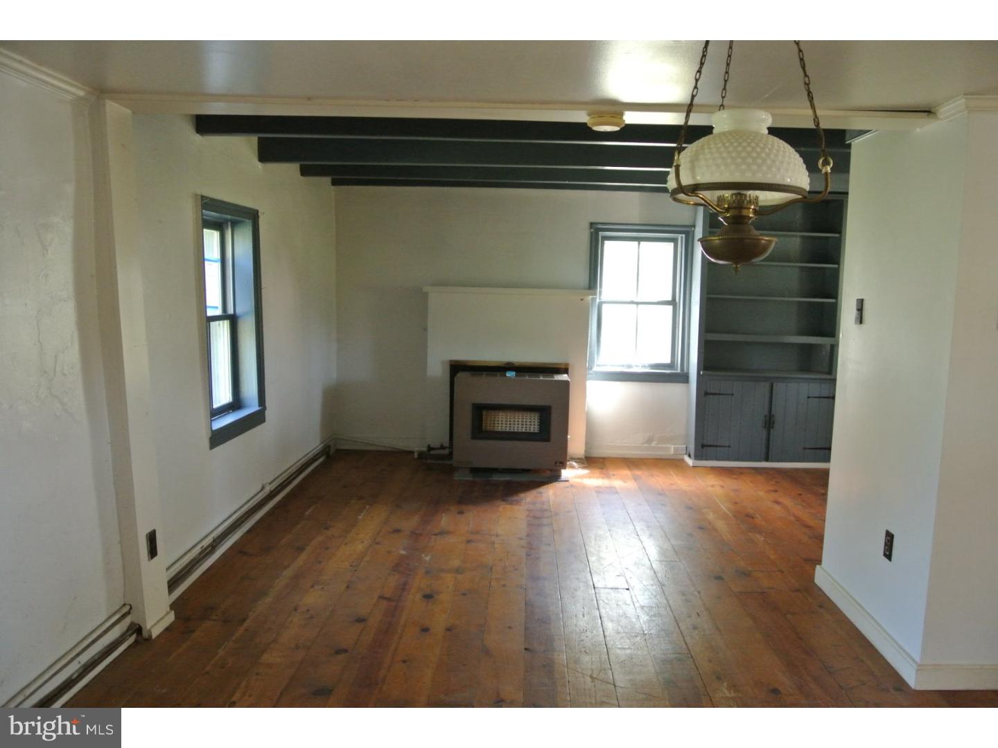 94 South Limerick Road Royersford, PA 19468 - Photo 8 of 14 Living Room