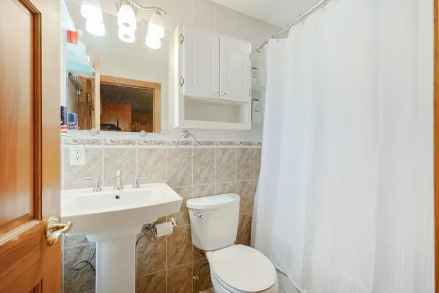 $279,900 | 107 Lake Street, Unit B, Webster, MA 01570