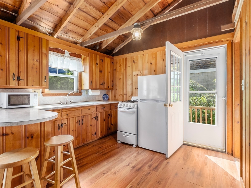3 Inlet Drive Holland, MA 01521 - Photo 5 of 22