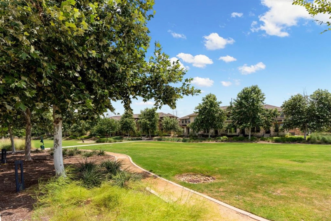 6814 East Riverside Drive, Unit 32 Austin, TX 78741 - Photo 23 of 27 a view of a volley ball court