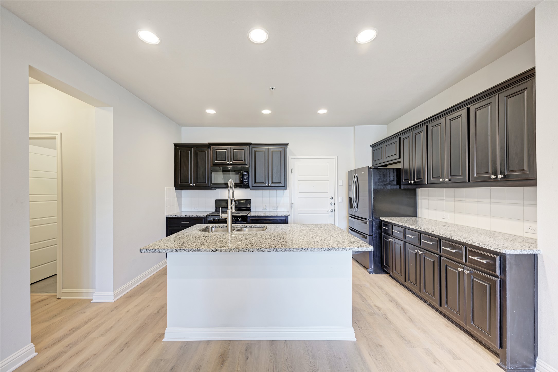 6814 East Riverside Drive, Unit 32 Austin, TX 78741 - Photo 6 of 26 This condo comes move-in-ready with a sleek contemporary kitchen that offers excellent cabinetry storage and bountiful counter space.
