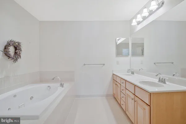 $749,000 | 8656 Vast Rose Drive, Unit 23, Columbia, MD 21045