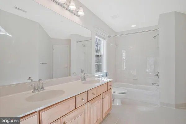 $749,000 | 8656 Vast Rose Drive, Unit 23, Columbia, MD 21045