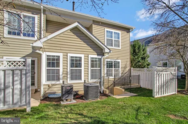 $775,000 | 8656 Vast Rose Drive, Unit 23, Columbia, MD 21045