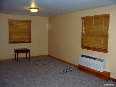 4157 Sheffield Road Royal Oak, MI 48073 - Photo 5 of 8 Bonus Room