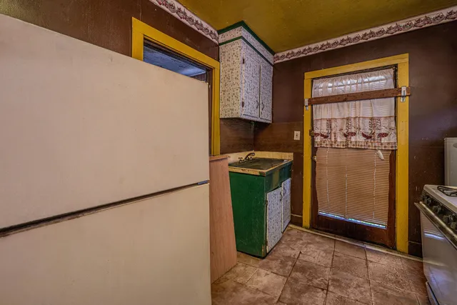 $699,999 | 200 Fishburne Street, Charleston, SC 29403