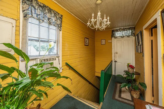 $699,999 | 200 Fishburne Street, Charleston, SC 29403