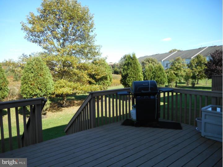 72 Chapel Hill Road Mount Laurel, NJ 08054 - Photo 18 of 20 Deck