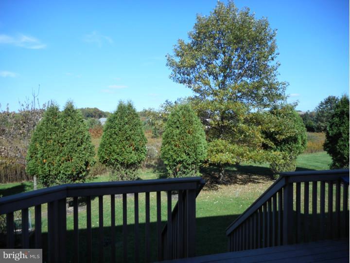 72 Chapel Hill Road Mount Laurel, NJ 08054 - Photo 19 of 20 Deck
