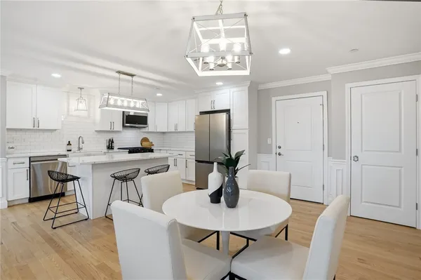 $545,000 | 9 Joseph N Zenga Jr Boulevard, Unit 210, East Greenwich, RI 02818