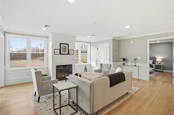 $545,000 | 9 Joseph N Zenga Jr Boulevard, Unit 210, East Greenwich, RI 02818