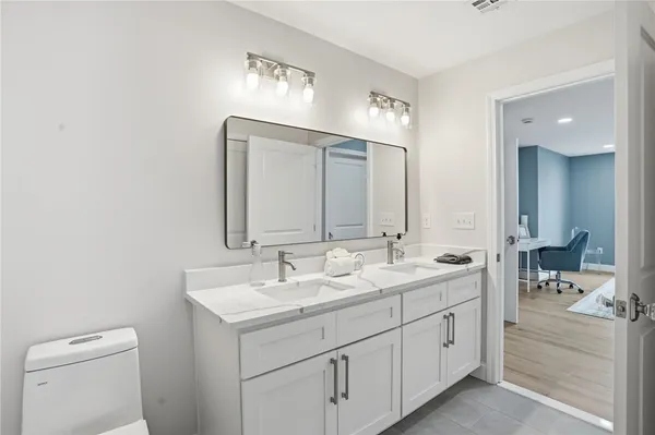 $545,000 | 9 Joseph N Zenga Jr Boulevard, Unit 210, East Greenwich, RI 02818