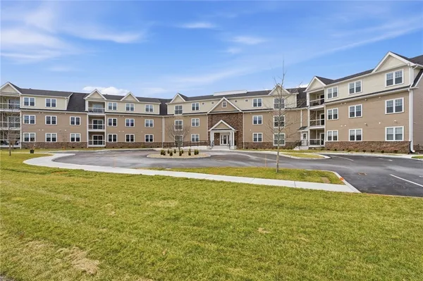 $545,000 | 9 Joseph N Zenga Jr Boulevard, Unit 210, East Greenwich, RI 02818