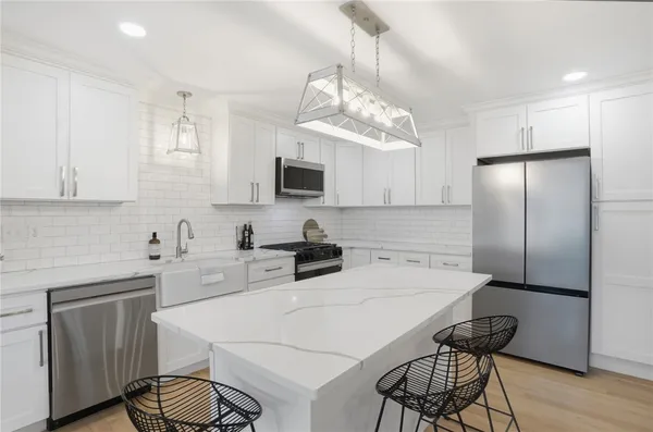 $545,000 | 9 Joseph N Zenga Jr Boulevard, Unit 210, East Greenwich, RI 02818