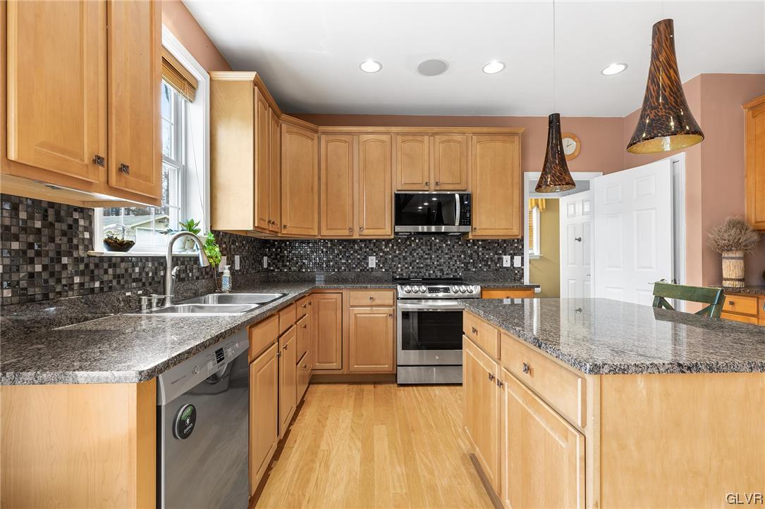 7744 St Peters Road Macungie, PA 18062 - Photo 9 of 39 Gallery Image 9