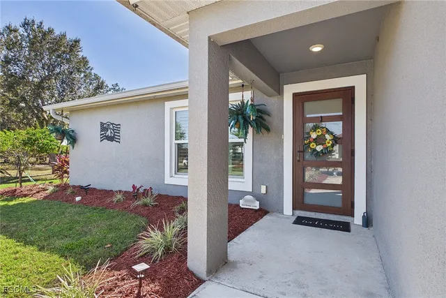 a view of an outdoor space and yard