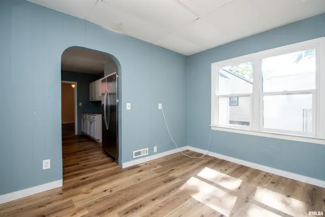 $100,000 | 3423 North El Vista Avenue, Peoria, IL 61604