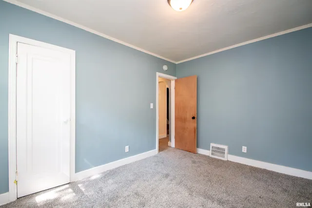 $100,000 | 3423 North El Vista Avenue, Peoria, IL 61604