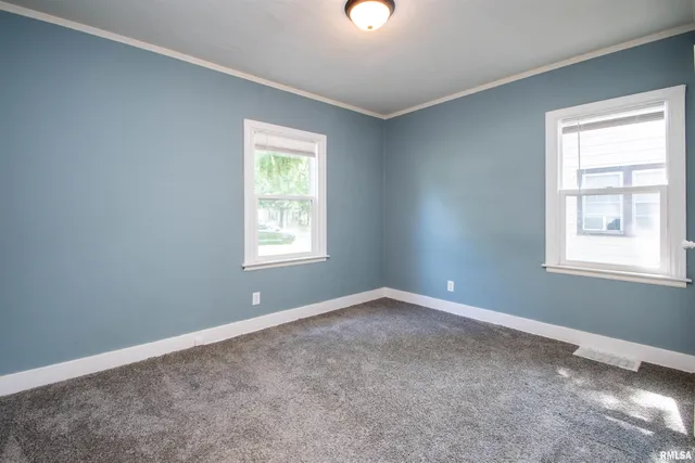 $100,000 | 3423 North El Vista Avenue, Peoria, IL 61604