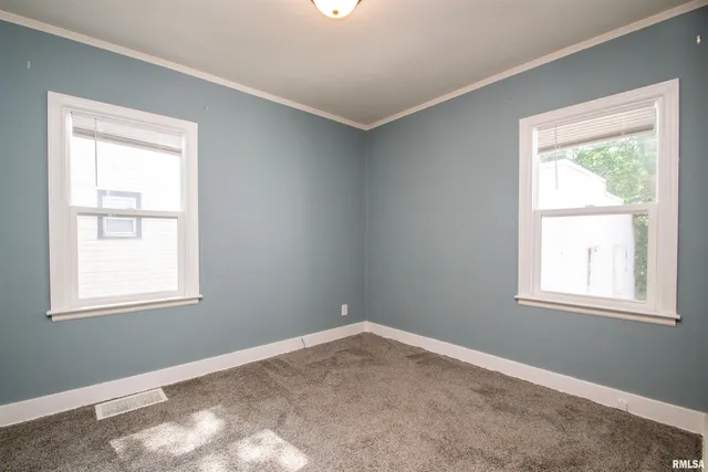 $100,000 | 3423 North El Vista Avenue, Peoria, IL 61604