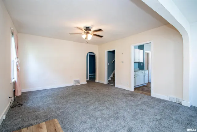 $100,000 | 3423 North El Vista Avenue, Peoria, IL 61604