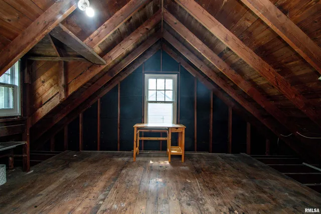 $100,000 | 3423 North El Vista Avenue, Peoria, IL 61604