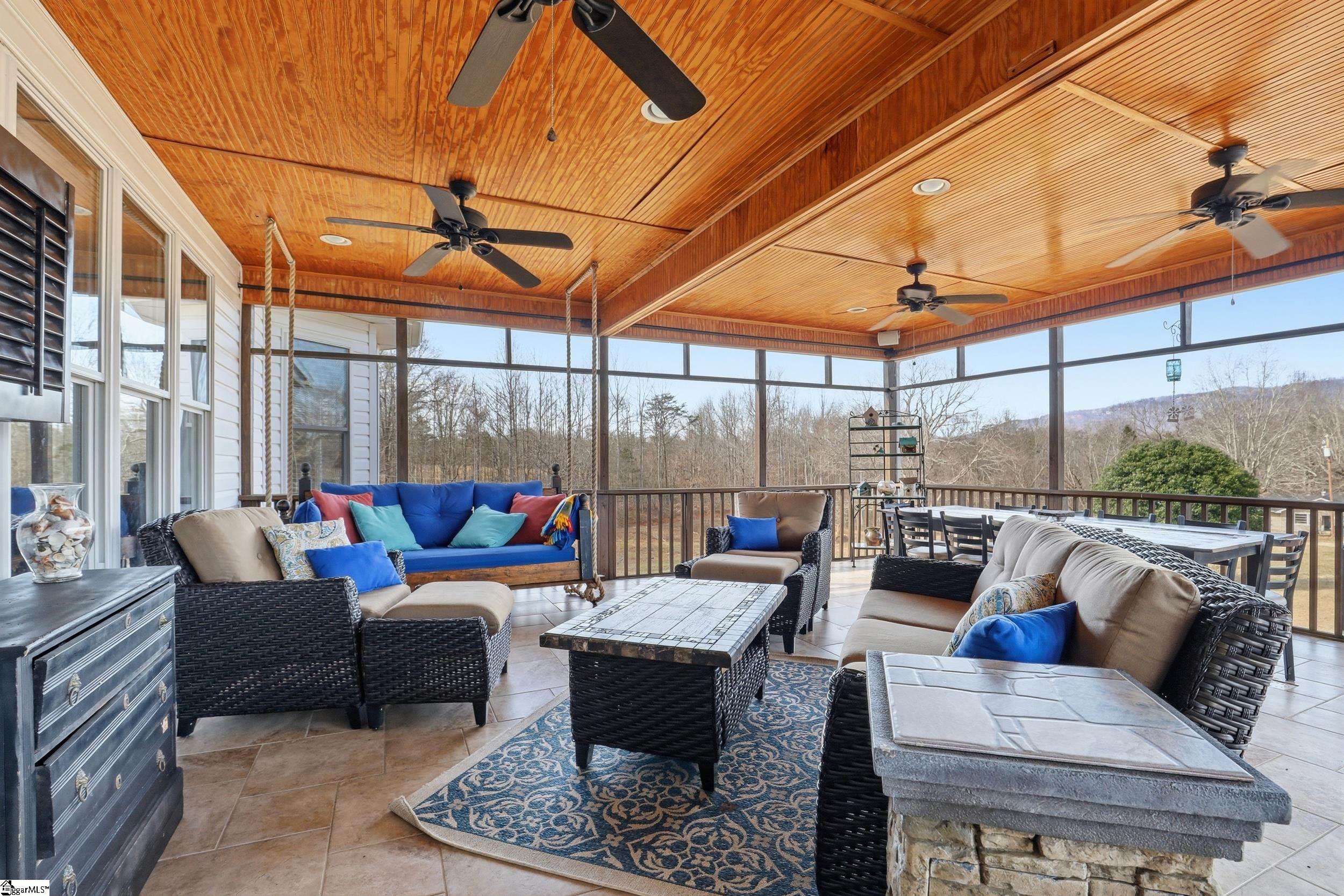 3449 Highway 414 Landrum, SC 29356 - Photo 15 of 50