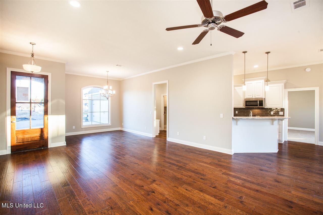 141 Federal Cove Madison, MS 39110 - Photo 3 of 23 300505-9