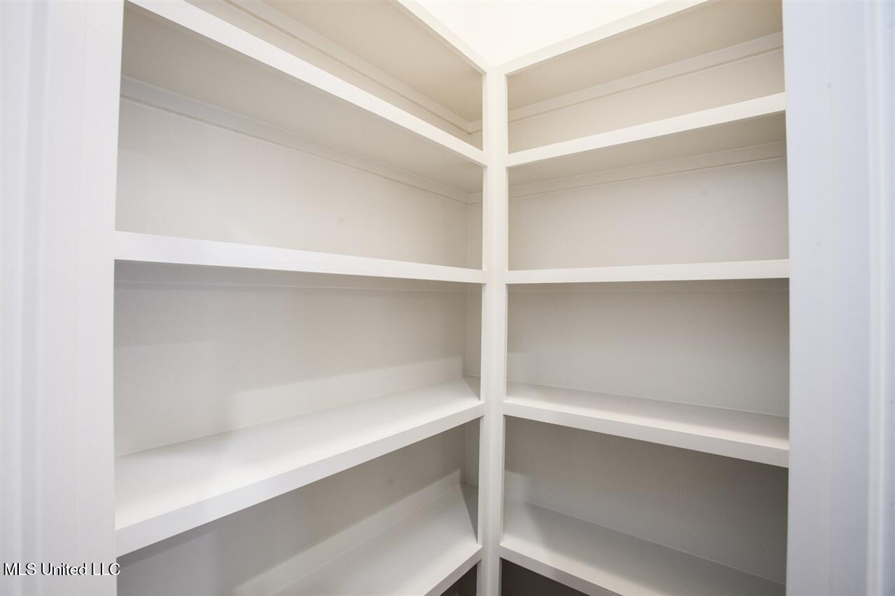 141 Federal Cove Madison, MS 39110 - Photo 8 of 23 300505-22