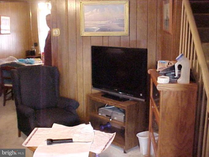 454 Trappe Road Dundalk, MD 21222 - Photo 3 of 20 Living Room #2