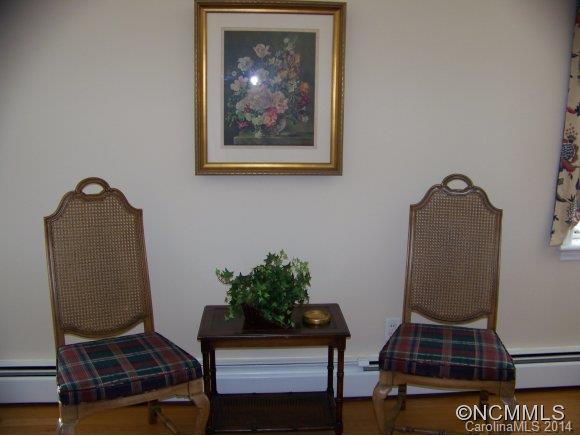 914 Old Fort Road Fairview, NC 28730 - Photo 6 of 24 Gallery Image 6