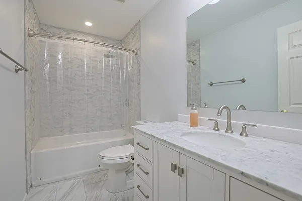 $613,000 | 1526 Gainesboro Drive, Wheaton, IL 60189