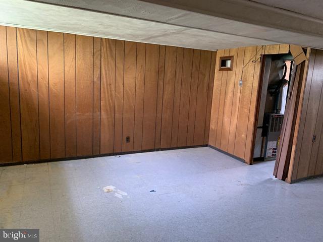1418 Barrett Road Baltimore, MD 21207 - Photo 4 of 21