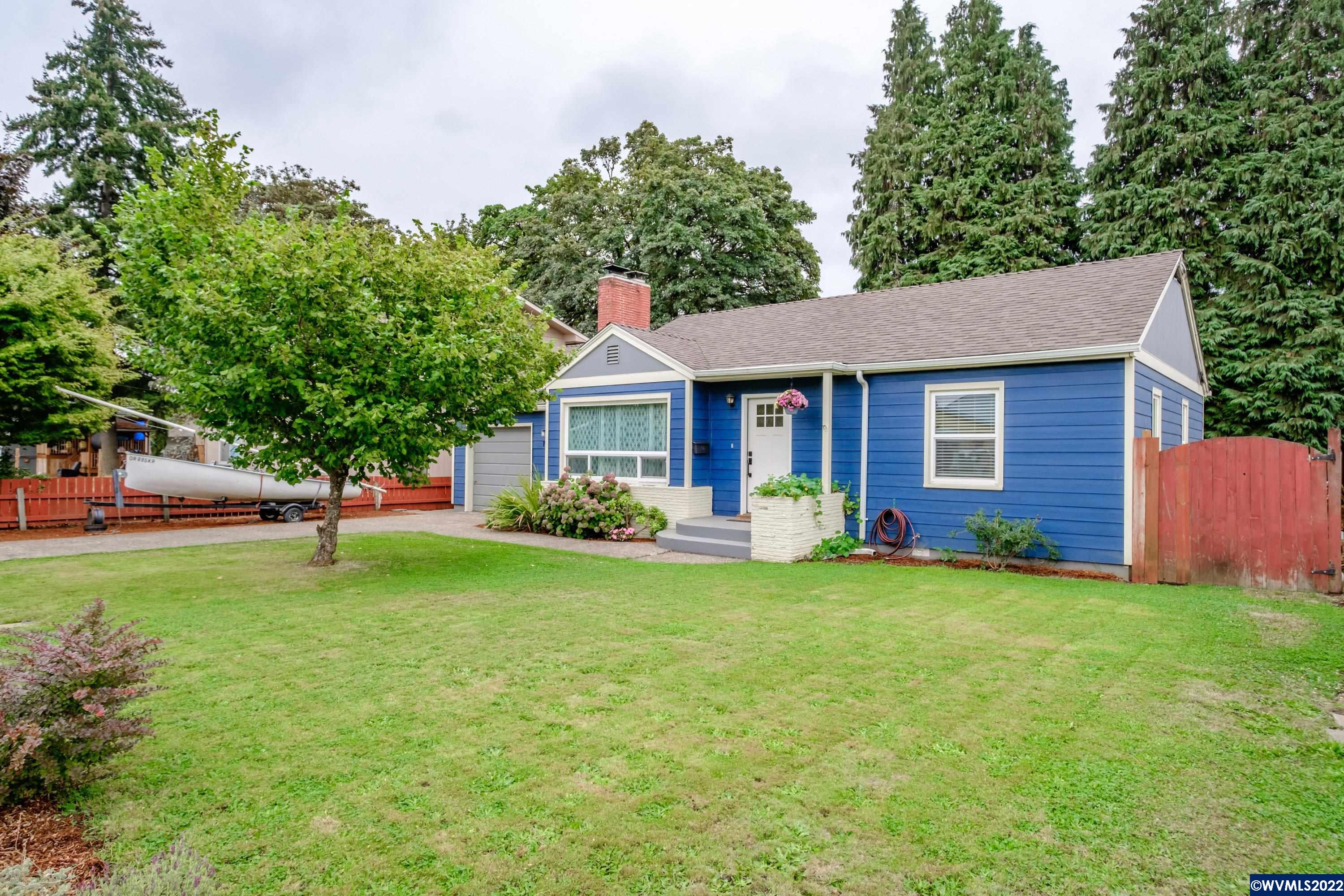 151 Southwest Birch Street Dallas, OR 97338 - Photo 3 of 30 Gallery Image 3