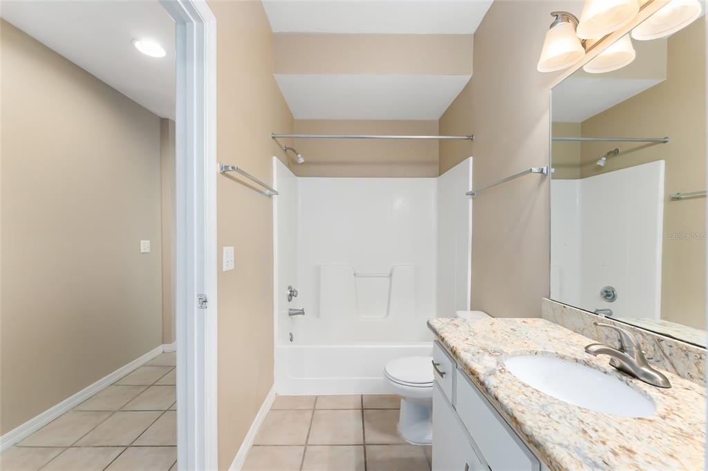 4700 Southwest Archer Road, Unit 13 Gainesville, FL 32608 - Photo 20 of 41