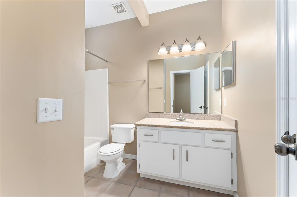4700 Southwest Archer Road, Unit 13 Gainesville, FL 32608 - Photo 25 of 41