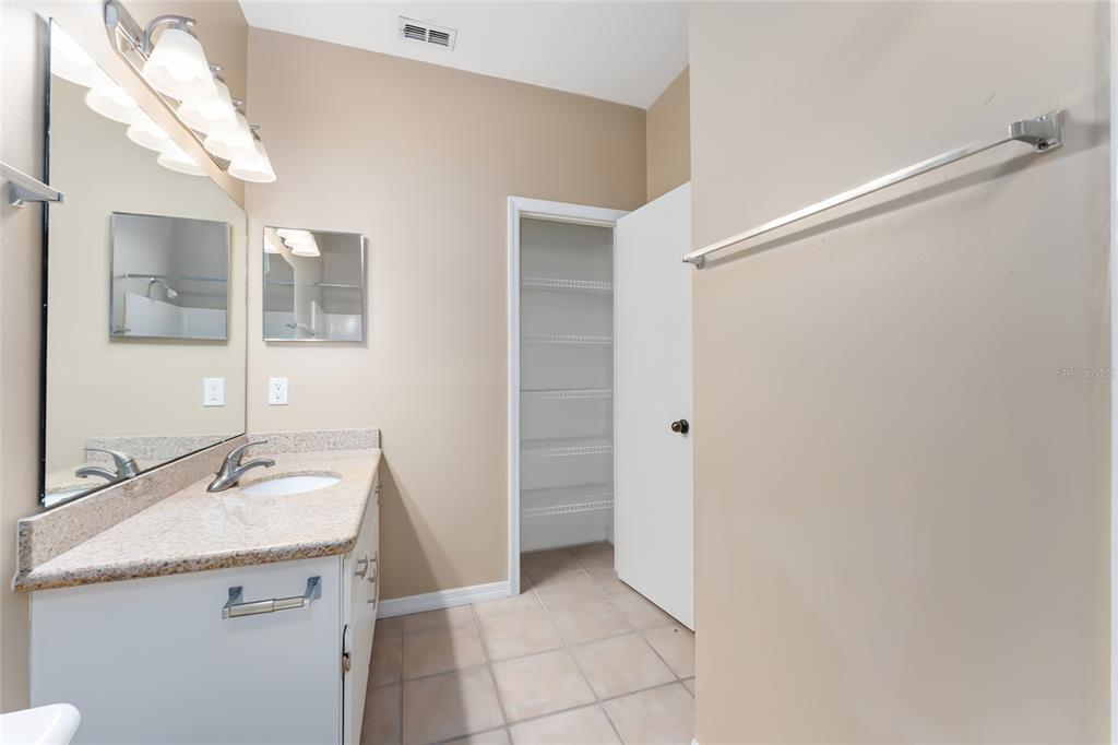 4700 Southwest Archer Road, Unit 13 Gainesville, FL 32608 - Photo 26 of 41