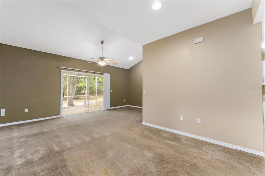4700 Southwest Archer Road, Unit 13 Gainesville, FL 32608 - Photo 5 of 41