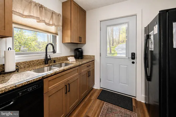 $1,399,900 | 340 South Shore Road, Swanton, MD 21561