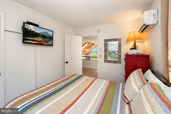 $1,399,900 | 340 South Shore Road, Swanton, MD 21561