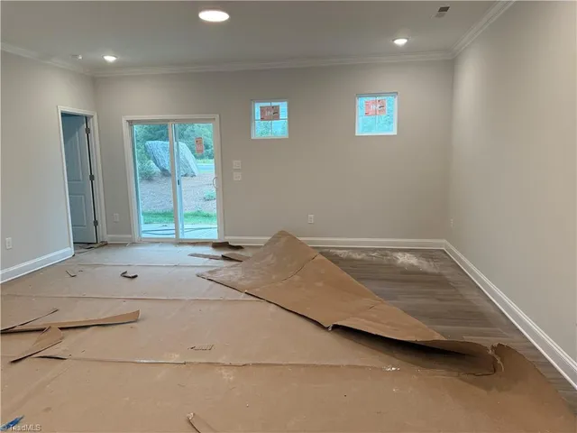 $389,990 | 202 Oakdale Frst Court, Jamestown, NC 27282